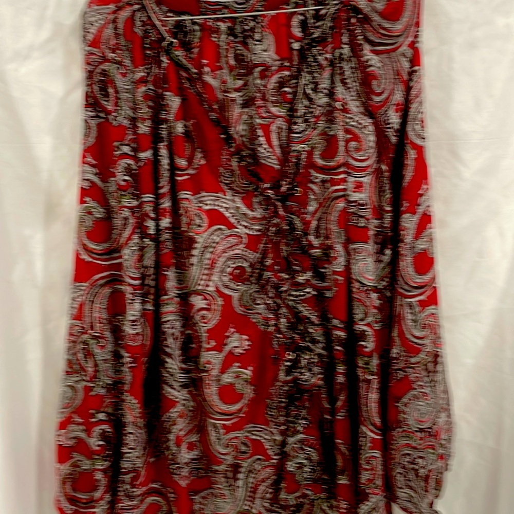 100% polyester blouse used good condition size M